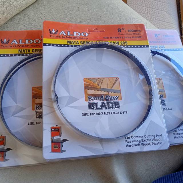 Mata gergaji band saw / gergaji selendang