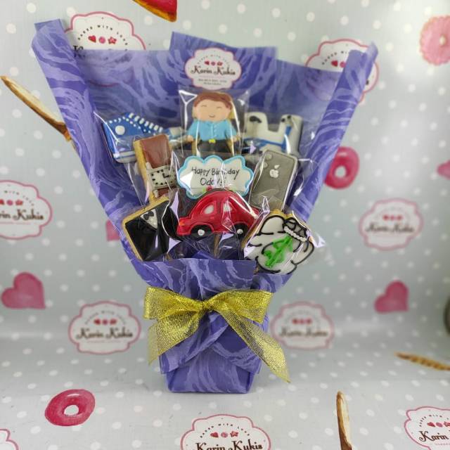 

Buket Ulang Tahun Kukis 9 pcs tema Hobby