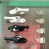 Grendel Putar, Kunci Kuping Putar Jendela sliding