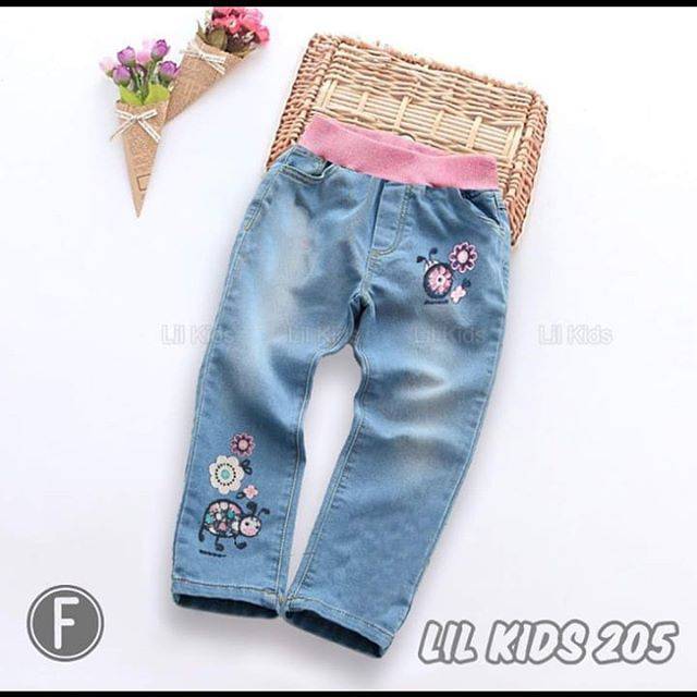 Celana jeans bayi cewek import lilkids lucu cute kekinian Celana jeans bayi cewek import lilkids lucu cute kekinian