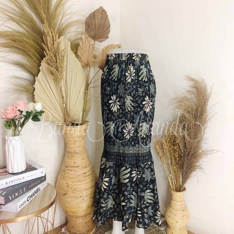 Rok Batik Plisket Duyung-Daun Pisang Silver