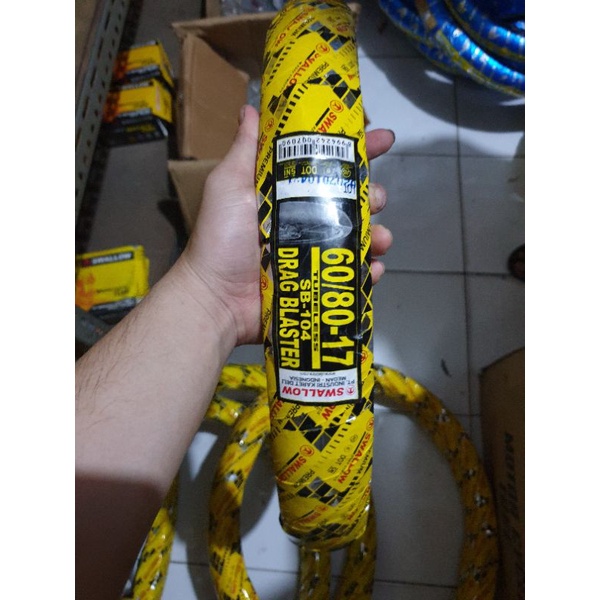 ban luar swallow tubeless 60/80-17 drag blaster s104