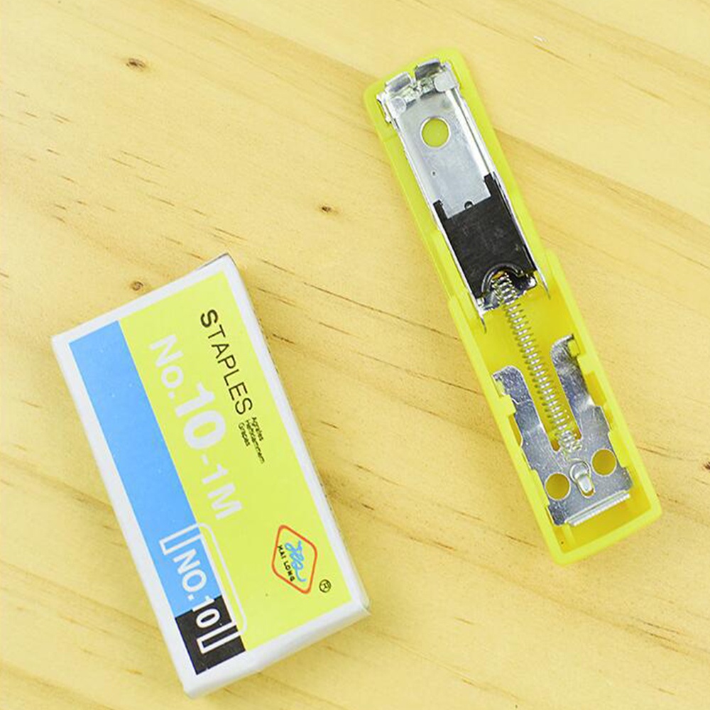 (Aaoottuuoo5.Id) 1pc Stapler Mini Warna Acak Untuk Sekolah / Kantor