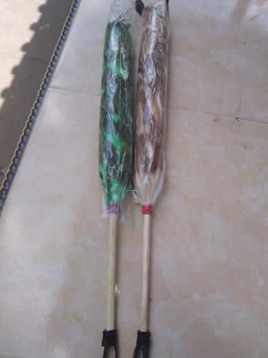 Kemoceng Bulu Ayam 1 Warna Murah