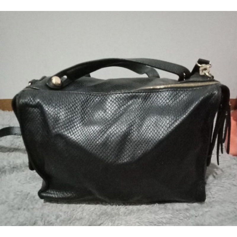 Tas Hitam motif bulat 260/3 kg