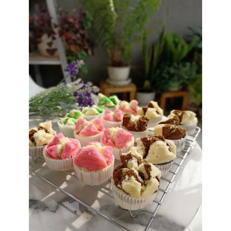 

Bolu Kukus Mekar Bunga Enak Kue Warna Warni Cup Cake Fresh Homemade Tanpa Pengawet Murah Meriah