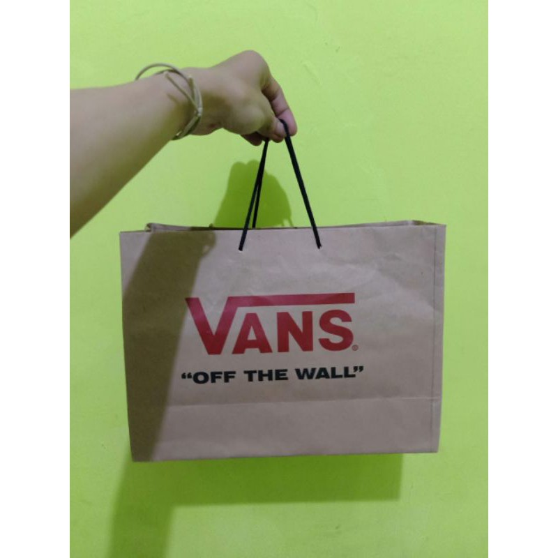 TAMBAHAN PAPER BAG VANS