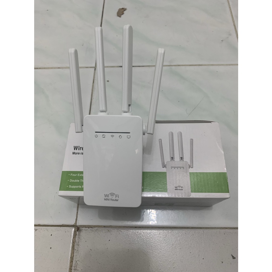 Wireless Wifi Range Extender Router Repeater 300Mbps 4 Antena