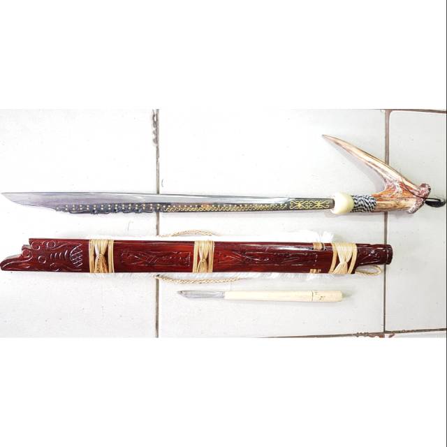 MANDAU  DAYAK KHAS KALIMANTAN HULU TANDUK