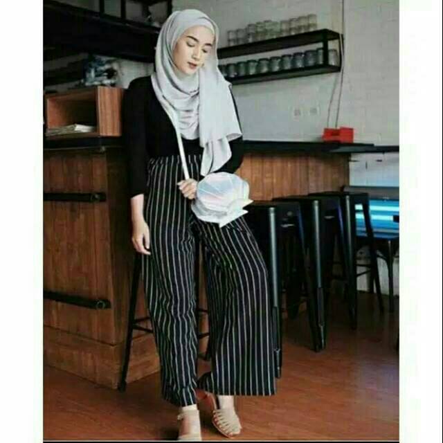 CELANA KULOT SALUR /STRIPE YOMI /pakaian wanita ada karet bahan spandek salur ori fit to L besar