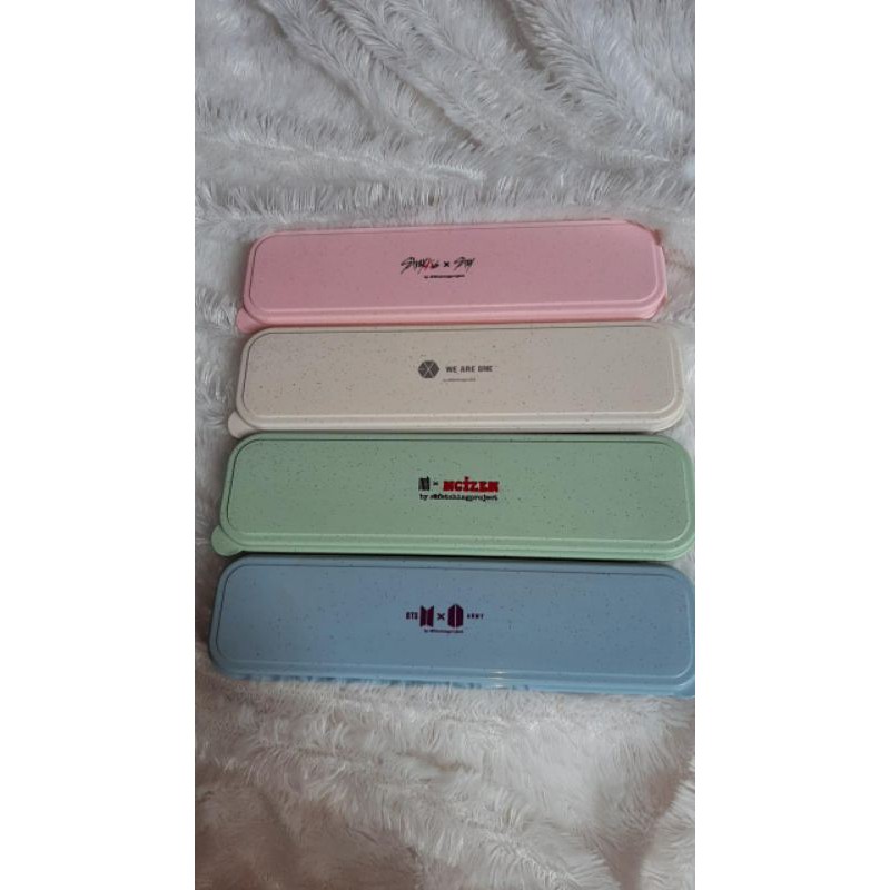 alat makan kpop (NCT ,EXO,BTS,STRAY KIDS)