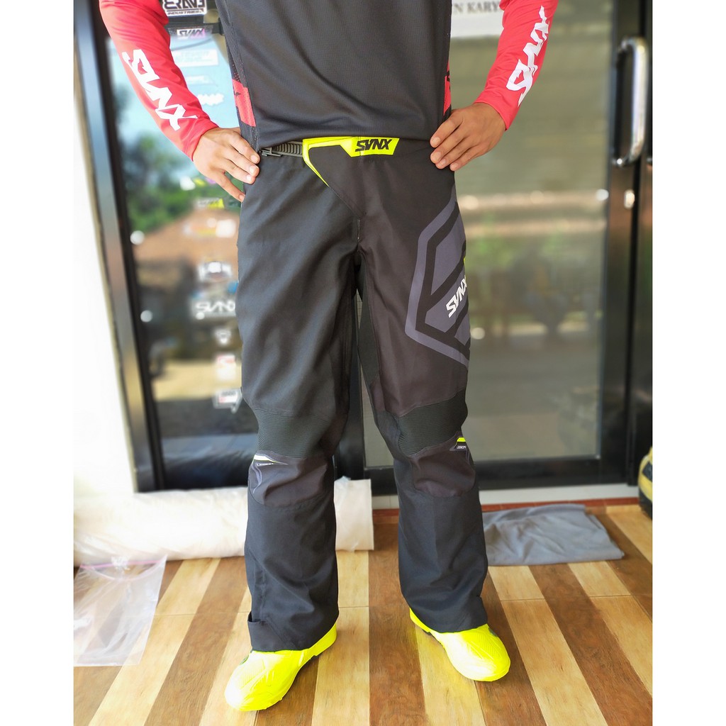 SVNX Enduro Waterproof Pants / Celana Enduro Anti Air / Celana Trabas / Celana Trail Adventure