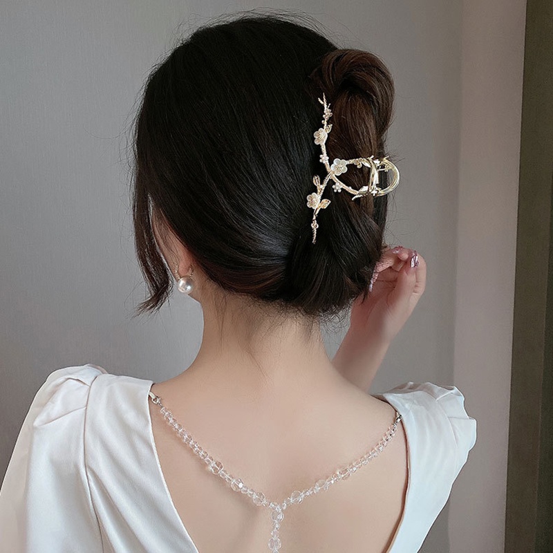Jepit Rambut Bentuk Bunga Hiu Aksen Mutiara Imitasi Bahan Alloy Untuk Wanita