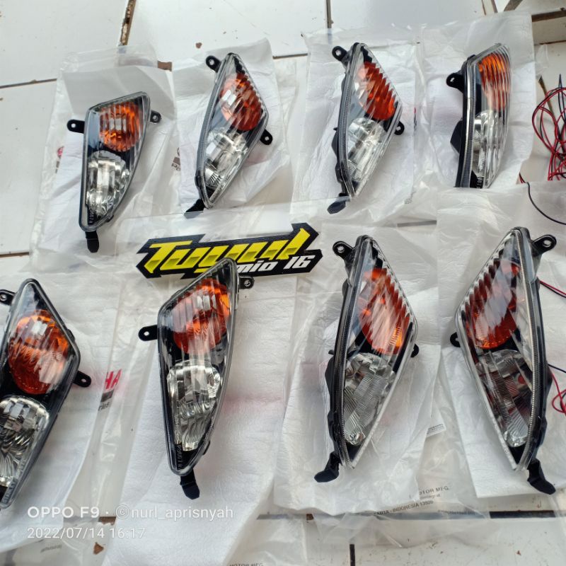 Sein Sen Mio Sporty Model MX smoke custom sepasang