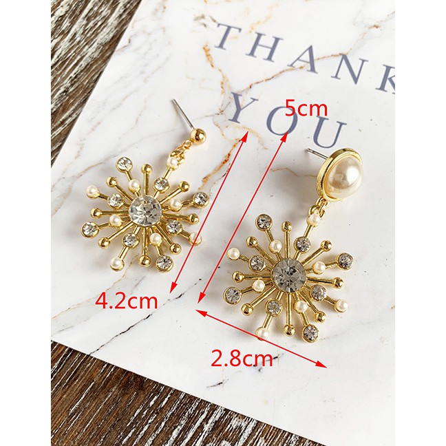 LRC Anting Tusuk Fashion Gold Alloy Pearl Flower Earrings F6753X