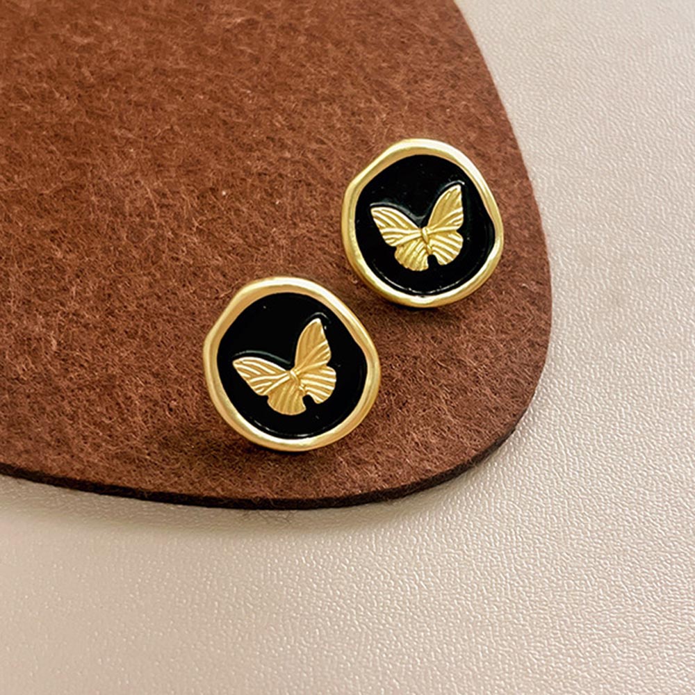 Anting Stud Enamel Bentuk Butterfly Bulat Warna Emas Hitam Gaya Vintage Korea Untuk Wanita