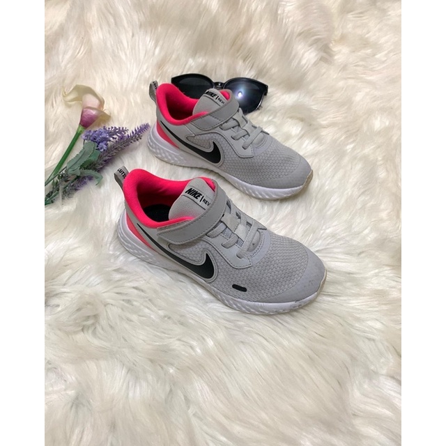 sepatu sneaker anak perempuan laki laki preloved nike