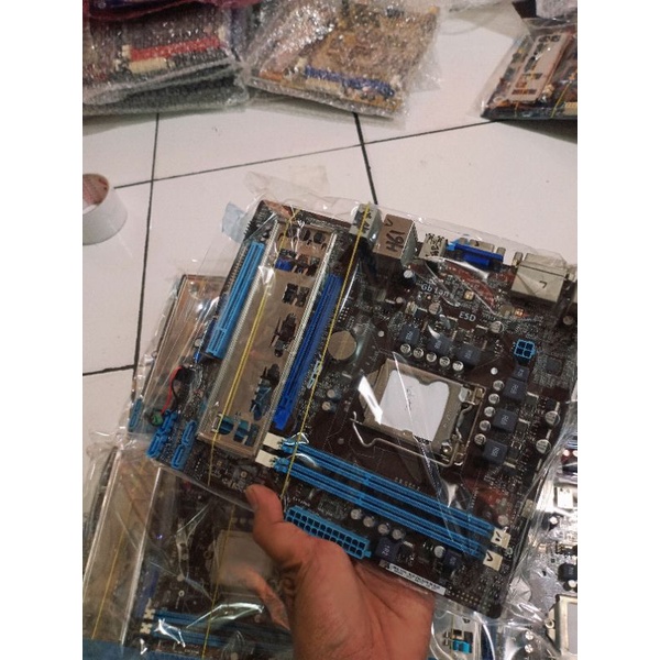 Mobo H-61 socket 1155 suport IVY gen3