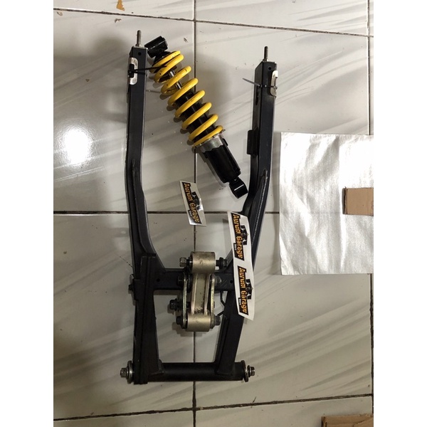 Rear swing arm shock absorber connecting Yamaha WR 155 WR155 R ori Original YGP set assy comp suspen