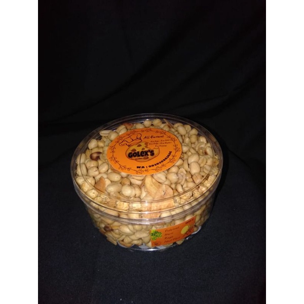 

kacang bawang goreng