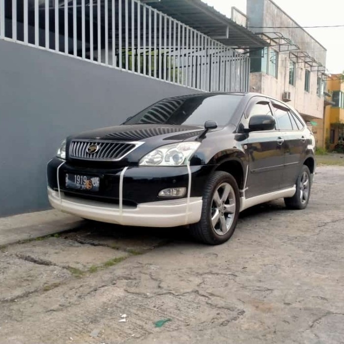 bodykit harrier -- toyota harrier Bodykit Toyota Harrier duraflex Grade A depan -- pnp, bergaransi d