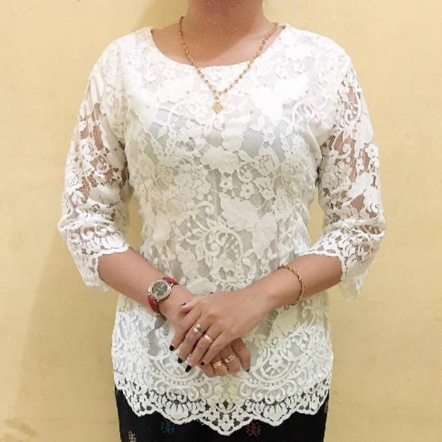 Blus renda