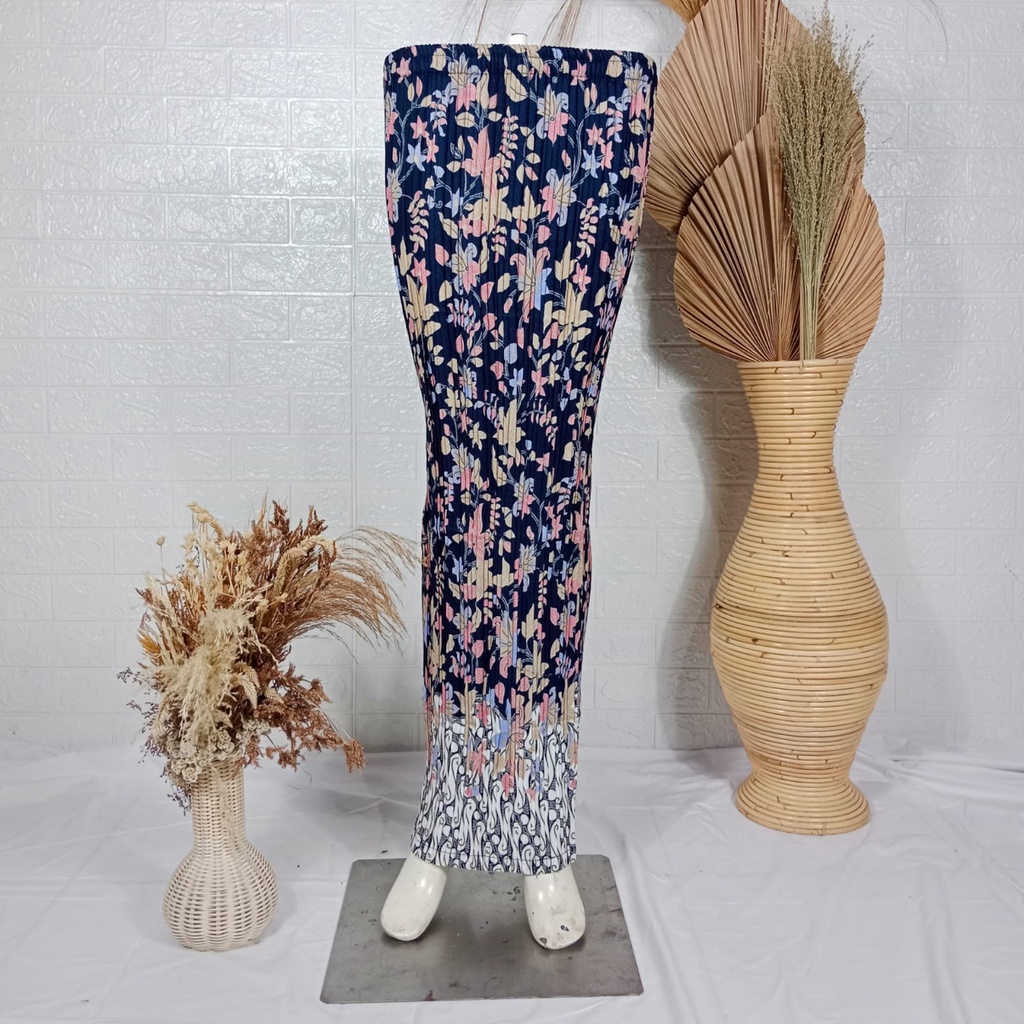 REAL PICT ROK PLISKET BATIK / ROK PLISKET / BAWAHAN KEBAYA / ROK KEBAYA / ROK WISUDA / BLUGENVIL NAV