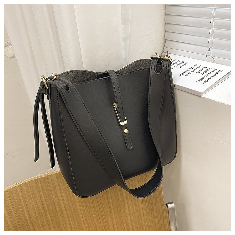 ( 2PC 1KG ) GTBI998878050 New Arrival  !!!  Tas Selempang Wanita Import  Premium Terbaru+WALLET