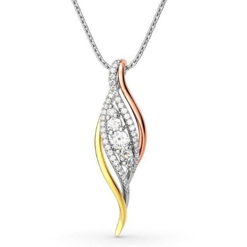 [Ready Stock]Fashion New Diamond Leaf Pendant Gold-Plated Necklace