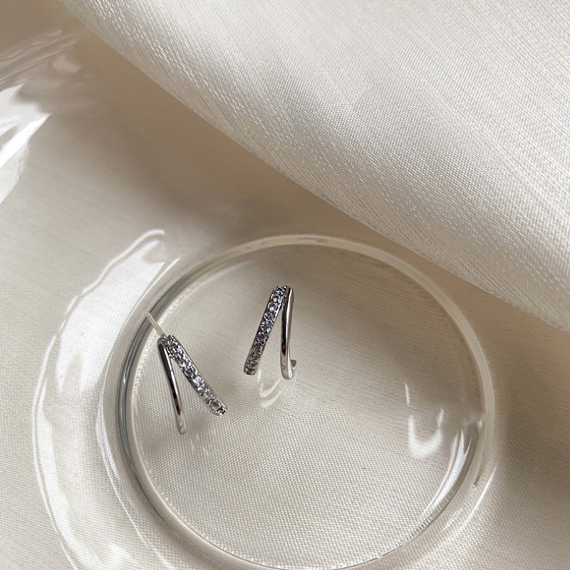 Anting Berlian zircon Bentuk C Lingkaran Setengah Lapis Ganda Gaya Korea Selatan