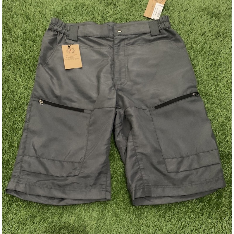 celana pendek indonesian adventure