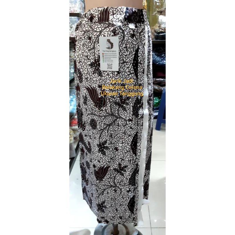 Celana Rok Batik