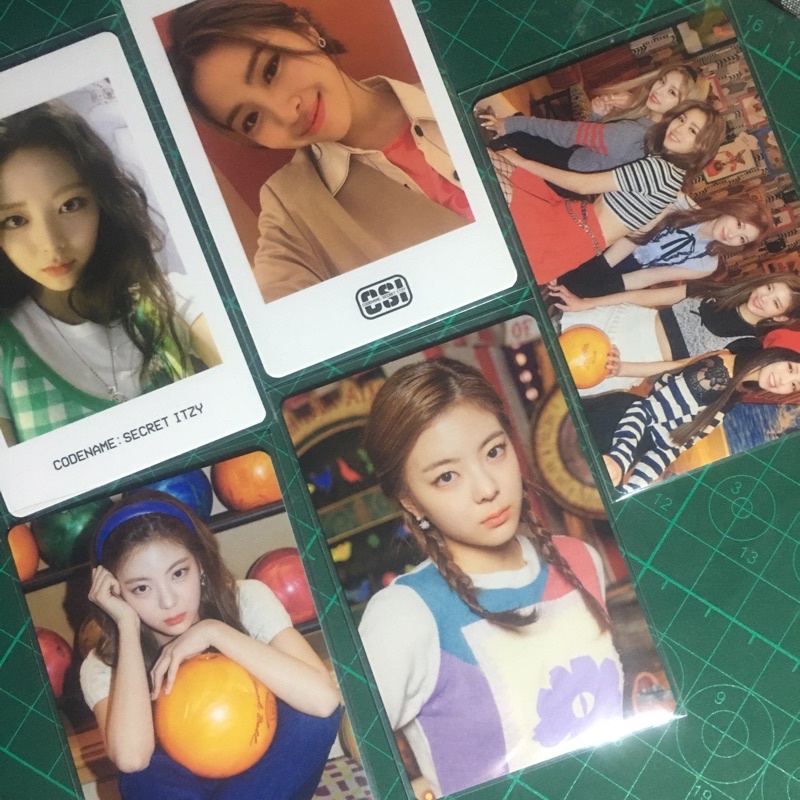 trading card csi itzy [booked]