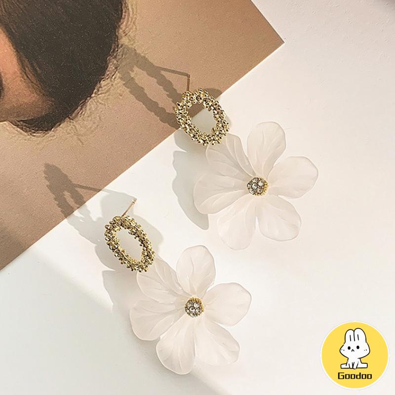 S925 Silver Needle Flower Shape Gaya Segar Anting Pejantan Cocok untuk Wanita -Doo