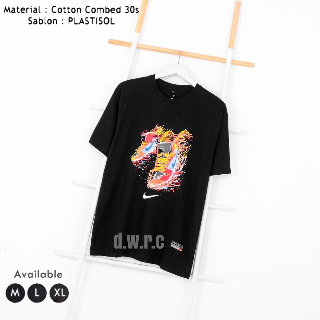 My Man kaos polos lengan pendek cotton combed 30s kaos distro pria murah kaos oblong distro atasan pendek kaos distro pria wanita kaos lengan pendek kaos murah oblong distro kaos pendek pria Hitam  seri MMKO108