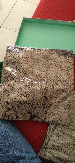 Maura Couple - Sania Ruffle Batik Couple