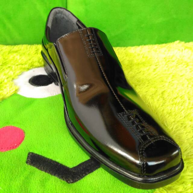 Sepatu pantofel pria kulit asli Rasheda K 10 Glossy Big Size