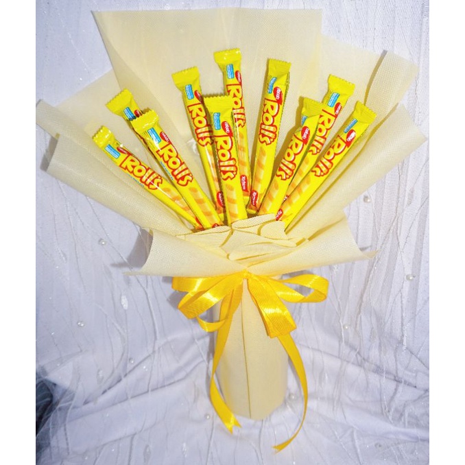 

Bouquet snack / bouquet wisuda / buket snack / kado unik / kado ulang tahun / gift