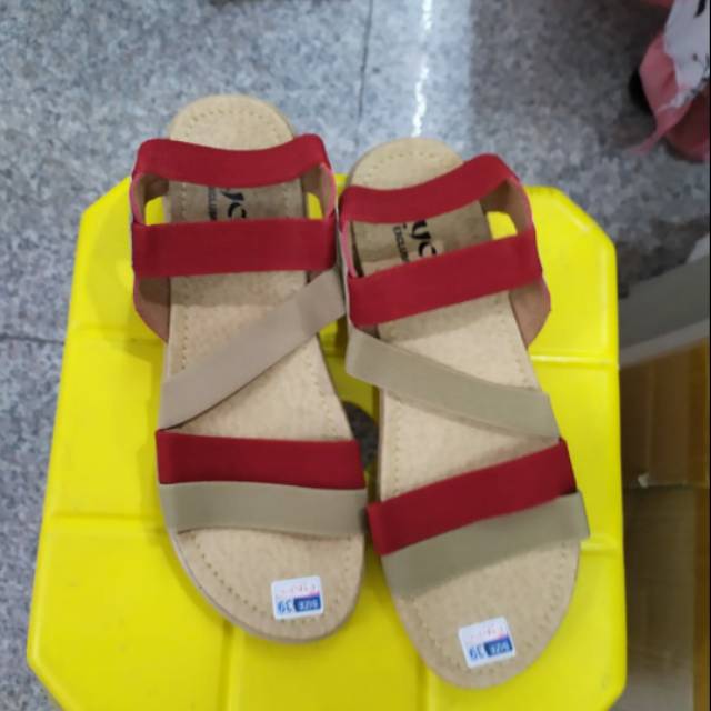 Sandal by OSS Collection