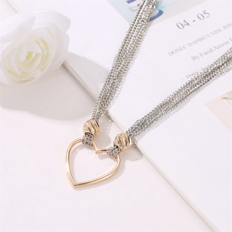 Kalung Liontin Anti Karat Frosty wind berongga kalung hati rumbai Rantai multi-layer