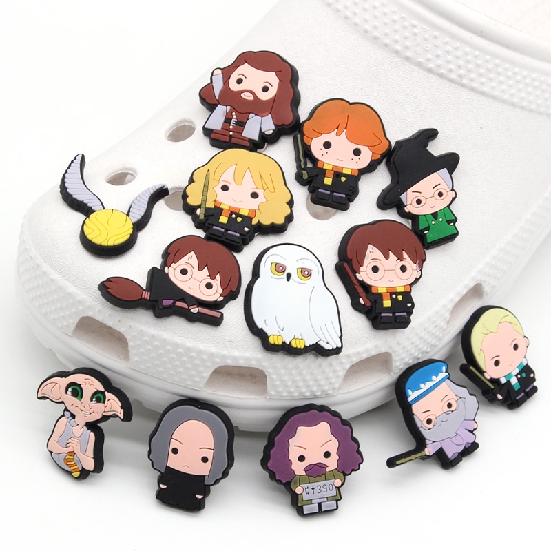 Harry Potter Crocs wanita charms Jibbitz sendal pin Aksesoris DIY Bahan Untuk Dekorasi Sepatu Hadiah pria