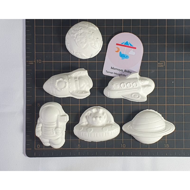 MOMOYA - Mainan Gypsum Space antariksa