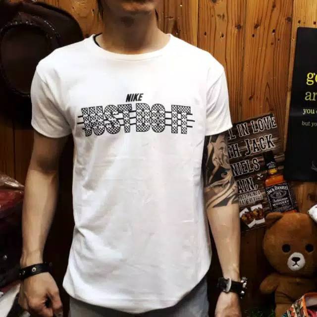 Kaos pria nike