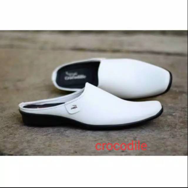 Sandal sepatu crocodile bustong putih casual slop santai pria murah formal kerja