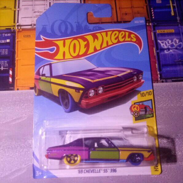 Hotwheels 69 chevelle ss 396
