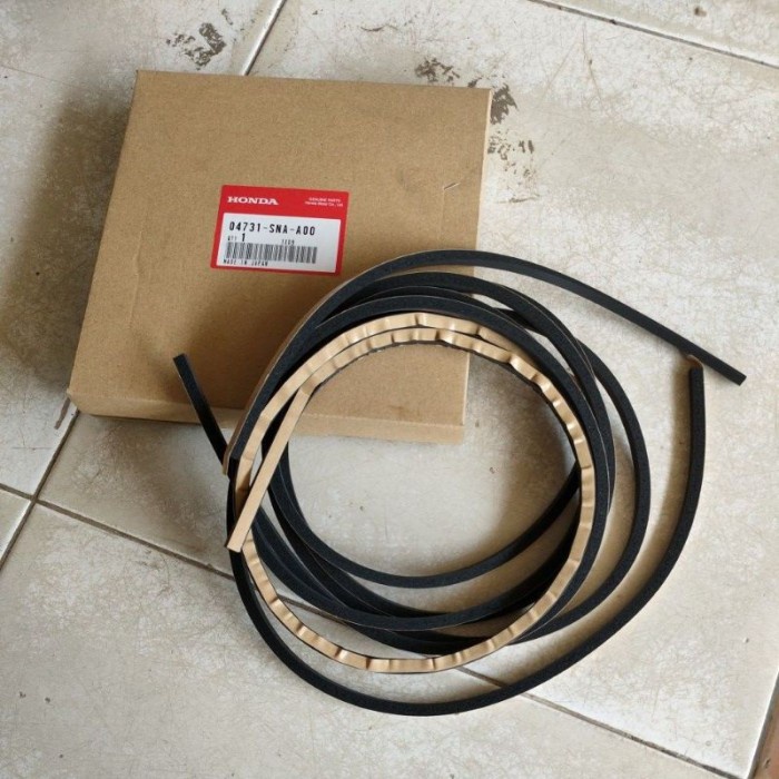 Karet Kaca Depan Civic FD1 2006-2011 Original