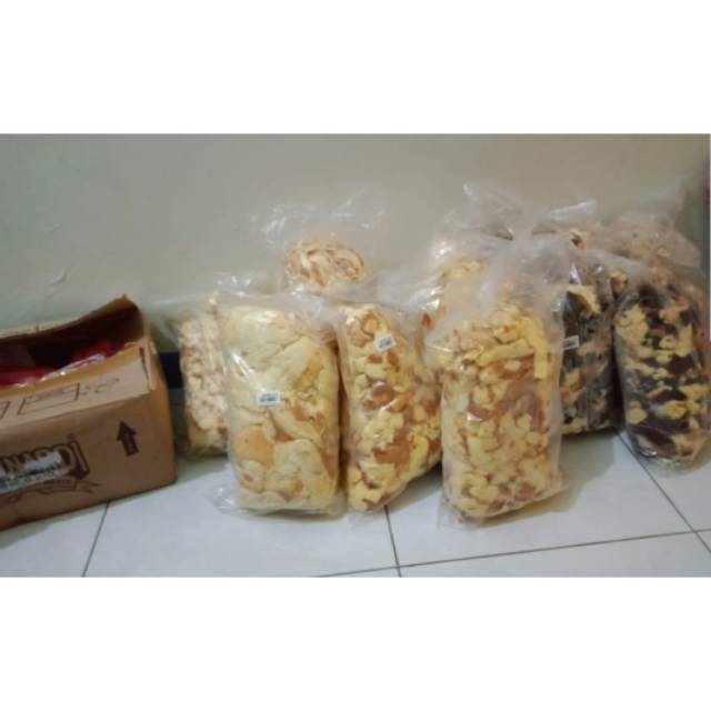 

RIOUS gold cake japanese cake protolan berat 1kg asli