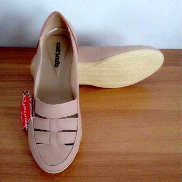 SEPATU CASUAL WANITA Sepatu Perempuan Catenzo Krem