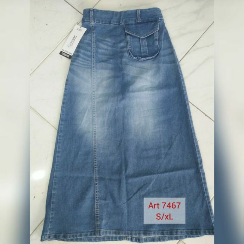 #7464 VJ ESSENTIAL ROK JEANS KANTONG DEPAN MEDIUM BLUE