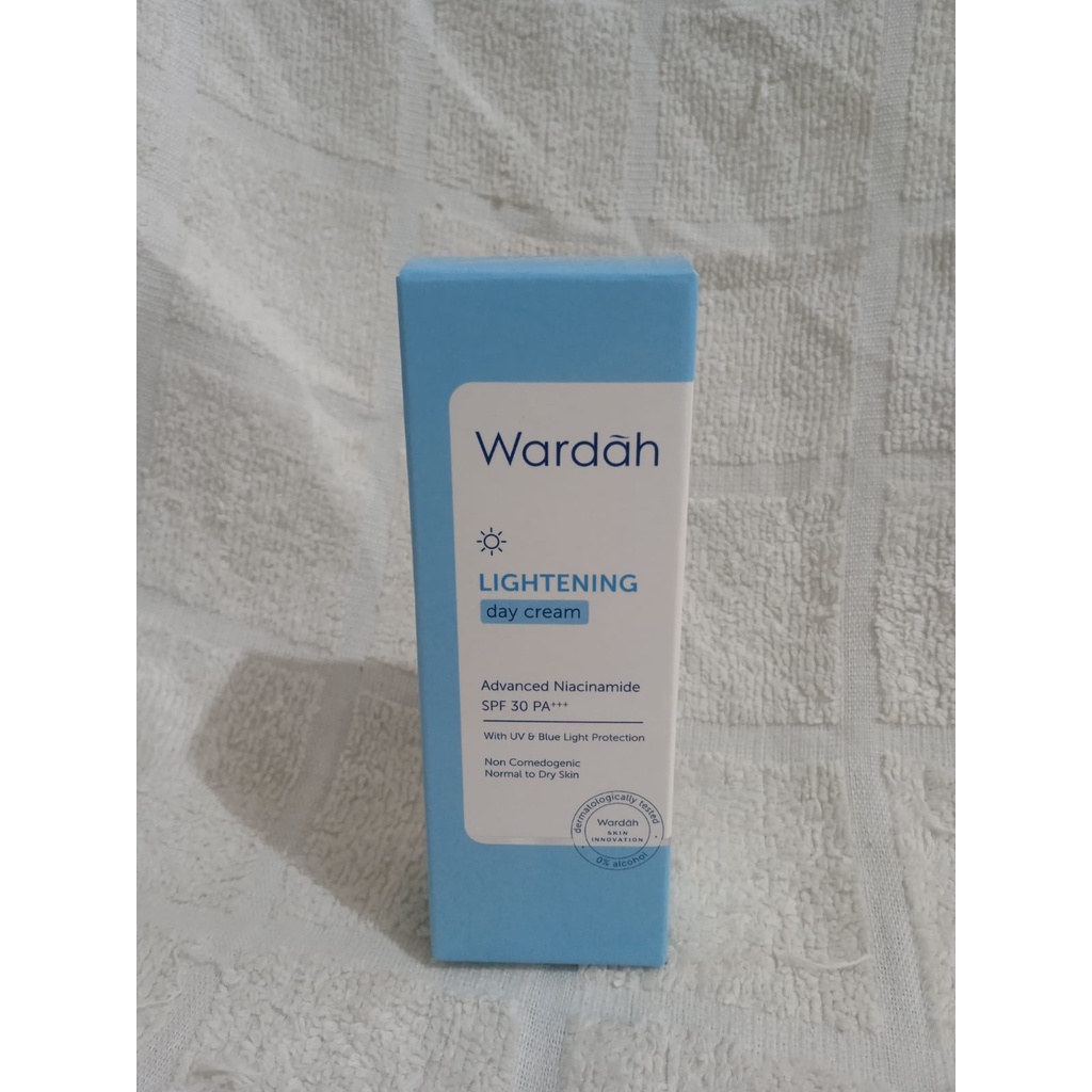 Wardah Lightening Day Cream Advanced Niacinamide 20 mL - Pelembab untuk Kulit Cenderung Kering